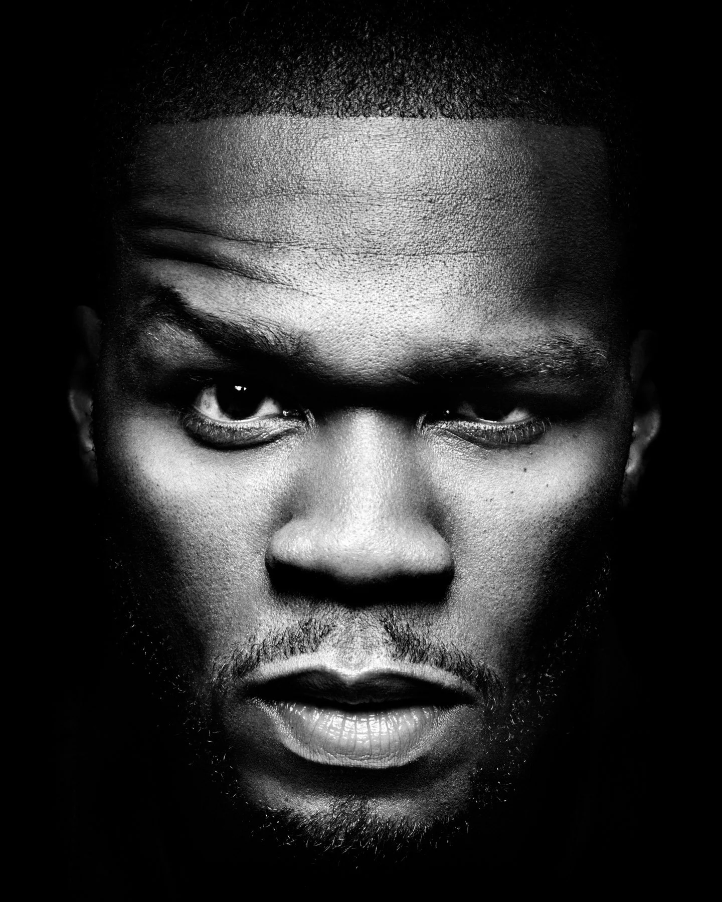 Turn 50 CENT into a modern portrait direction रेफरेंस इमेज 1