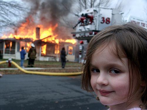 Turn Disaster Girl into a fresh social meme รูปอ้างอิง 1