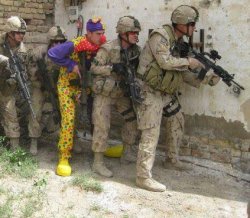 0466 / Army clown 第 1 张参考图