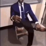 0499 / Guy in the suit 第 1 张参考图