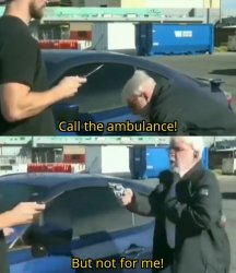 0658 / Call an ambulance but not for me 第 1 张参考图