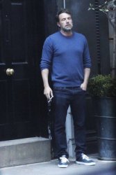 0987 / Ben Affleck Smoking 第 1 张参考图